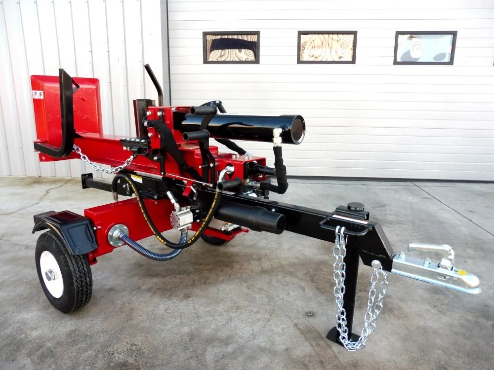 Rachador de lenha térmico FH24T sobre reboque