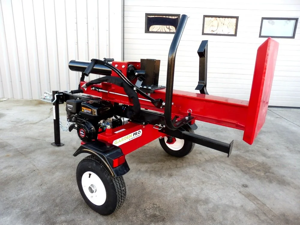 Rachador de lenha térmico FH24T sobre reboque